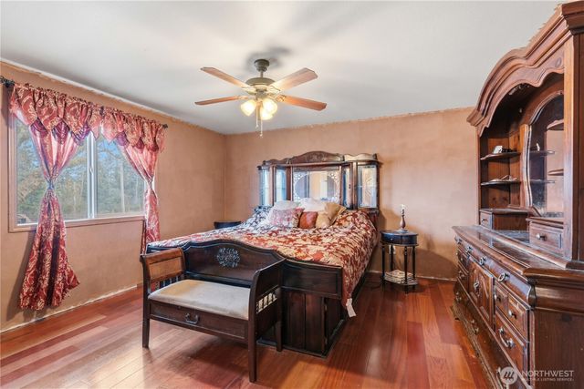 28512 30th Avenue E, Spanaway, WA 98387