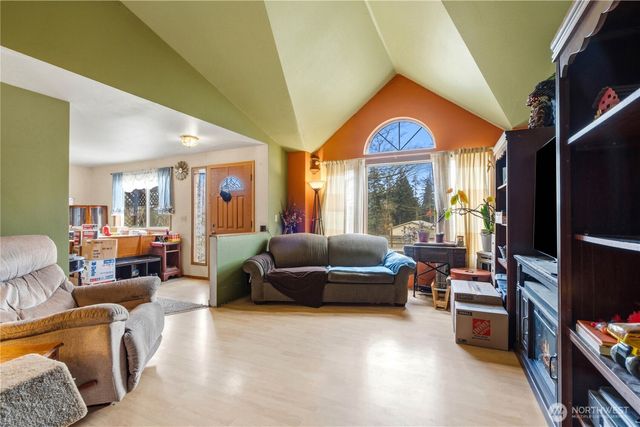 28512 30th Avenue E, Spanaway, WA 98387