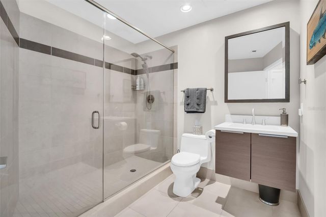 175 1ST STREET S 702, St Petersburg, FL 33701