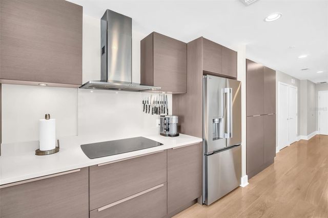 175 1ST STREET S 702, St Petersburg, FL 33701