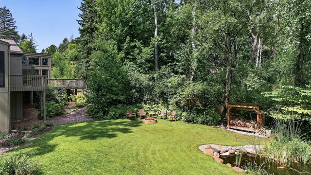 15 Nord Circle Road, North Oaks, MN 55127