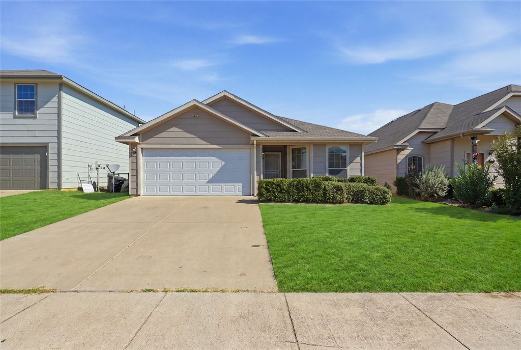 1509 Sierra Estate Trail, Fort Worth, TX 76119 — exterior