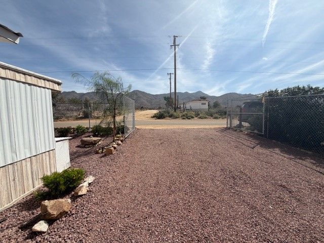 9661 2nd Street, Chloride, AZ 86431