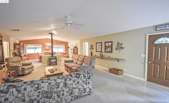 20887 Big Foot Ct, Groveland, CA 95321