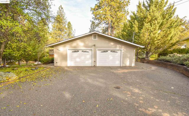 20887 Big Foot Ct, Groveland, CA 95321