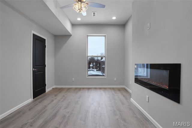 4465 Greer Avenue, St Louis, MO 63115