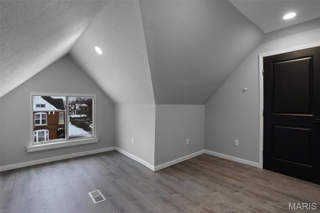 4465 Greer Avenue, St Louis, MO 63115