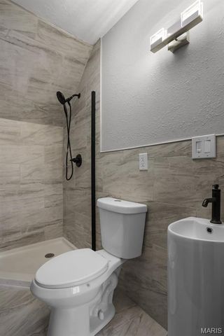 4465 Greer Avenue, St Louis, MO 63115