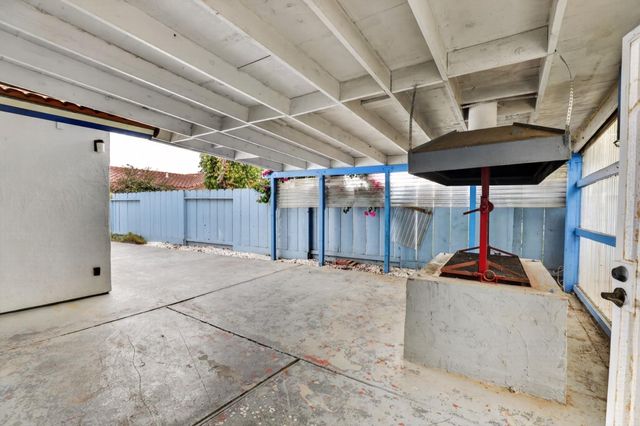 18624 Eisenhower Street, Salinas, CA 93906