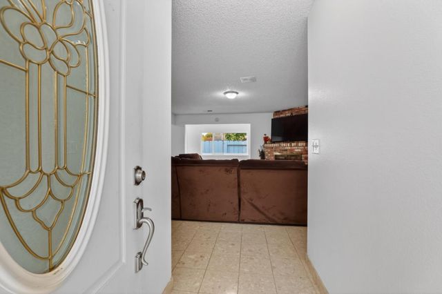 18624 Eisenhower Street, Salinas, CA 93906