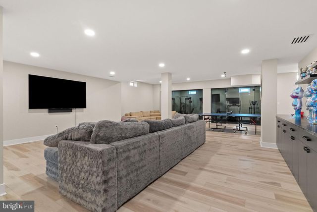 3 CUMBERLAND CIR, Ivyland, PA 18974