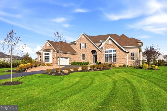 3 CUMBERLAND CIR, Ivyland, PA 18974