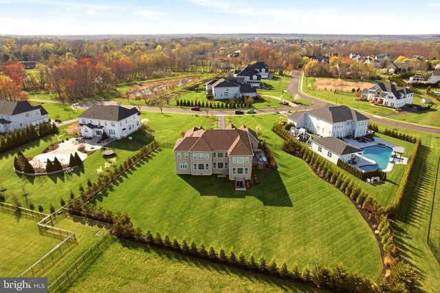 3 CUMBERLAND CIR, Ivyland, PA 18974