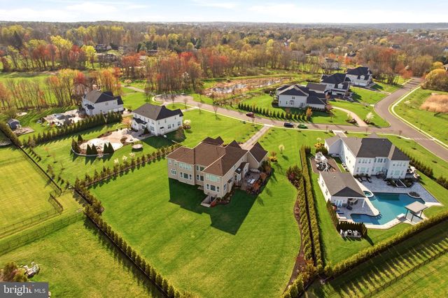 3 CUMBERLAND CIR, Ivyland, PA 18974