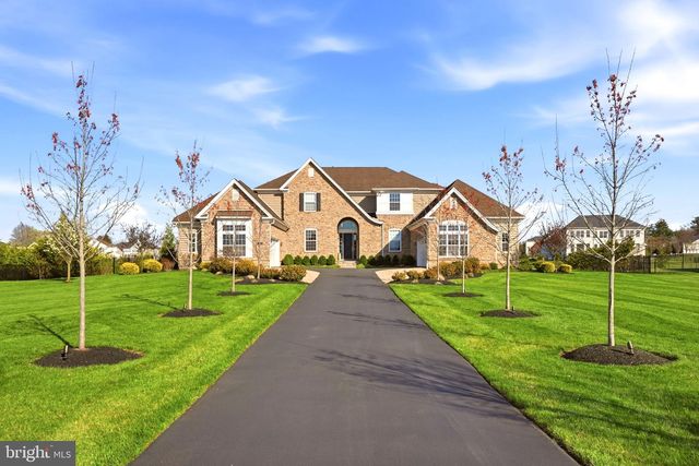 3 CUMBERLAND CIR, Ivyland, PA 18974