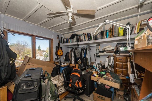 614 N 59th Avenue W, Duluth, MN 55807