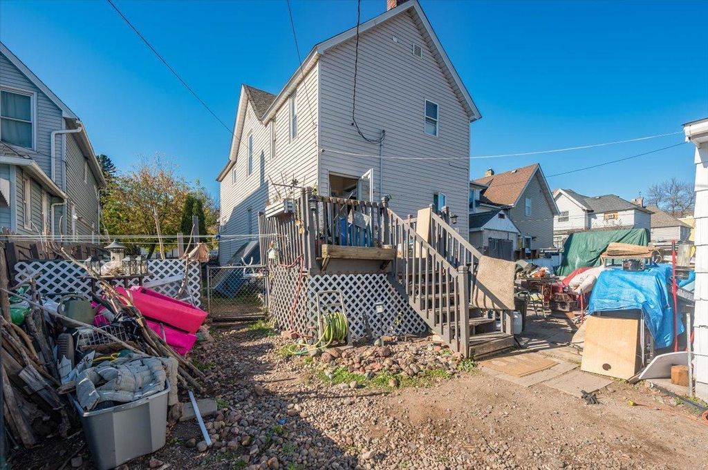 614 N 59th Avenue W, Duluth, MN 55807