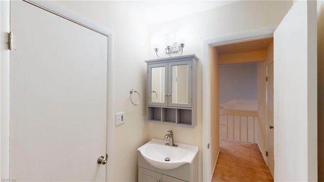 1734 Delaney ST, Virginia Beach, VA 23464