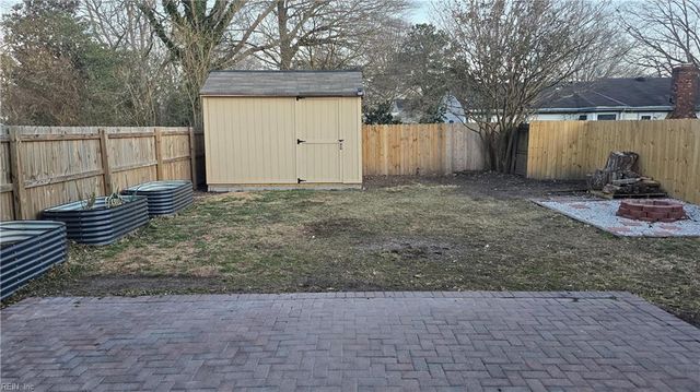 1734 Delaney ST, Virginia Beach, VA 23464