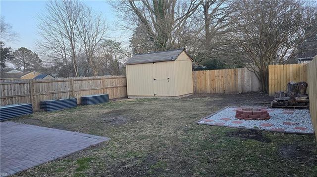 1734 Delaney ST, Virginia Beach, VA 23464