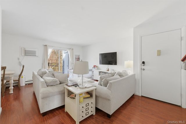 12 Field Court J, Fishkill, NY 12524