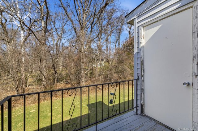 12 Field Court J, Fishkill, NY 12524