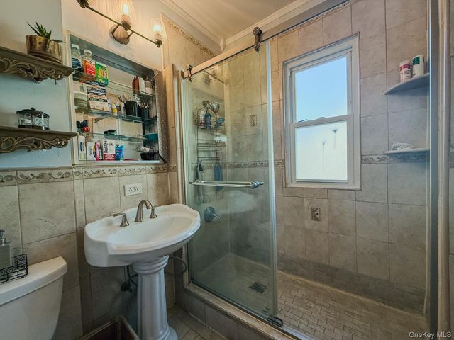 334 S 9th Avenue, Mount Vernon, NY 10550