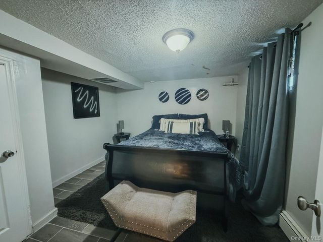 334 S 9th Avenue, Mount Vernon, NY 10550