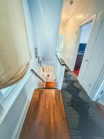 334 S 9th Avenue, Mount Vernon, NY 10550