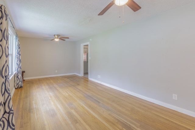 3718 Thrushwood Drive, Chattanooga, TN 37415