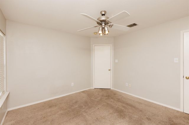 1101 Sheltie LN, Round Rock, TX 78664