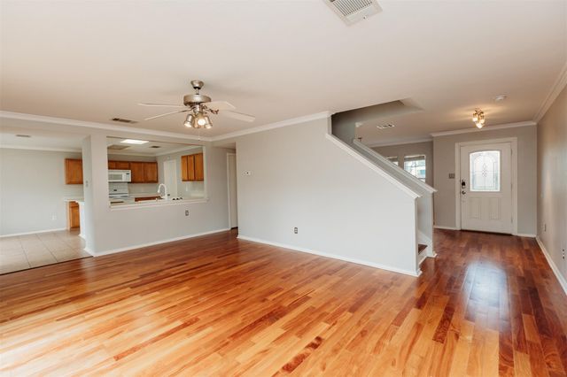 1101 Sheltie LN, Round Rock, TX 78664