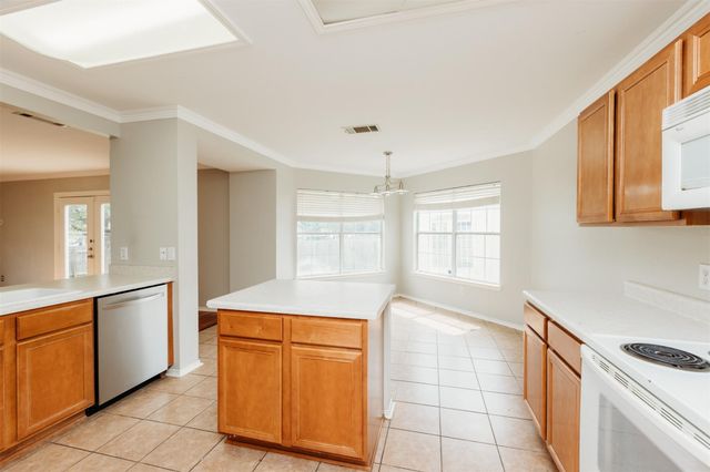 1101 Sheltie LN, Round Rock, TX 78664