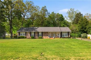 218 Jule Peek Avenue, Cedartown, GA 30125