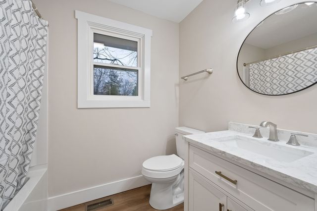 224 Lake St, Livingston, TN 38570