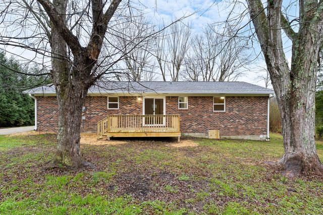 224 Lake St, Livingston, TN 38570
