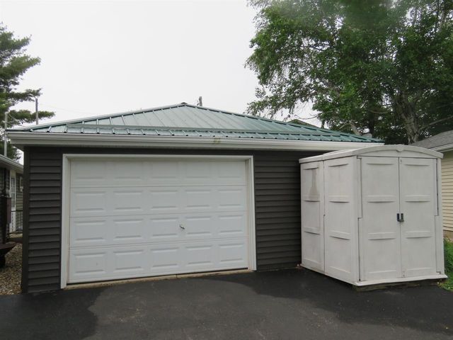 N9380 Idle Drive, Randolph, WI 53956