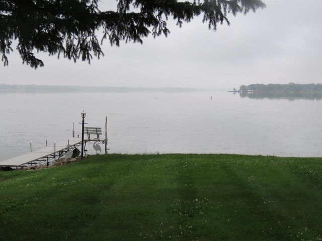 N9380 Idle Drive, Randolph, WI 53956