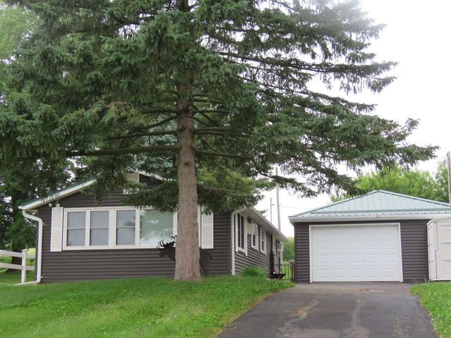 N9380 Idle Drive, Randolph, WI 53956