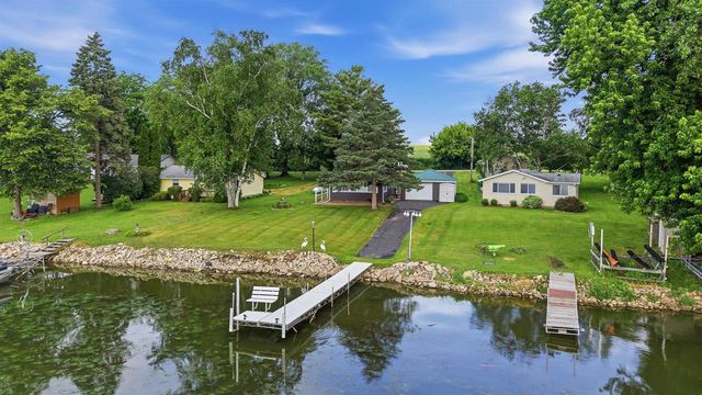 N9380 Idle Drive, Randolph, WI 53956