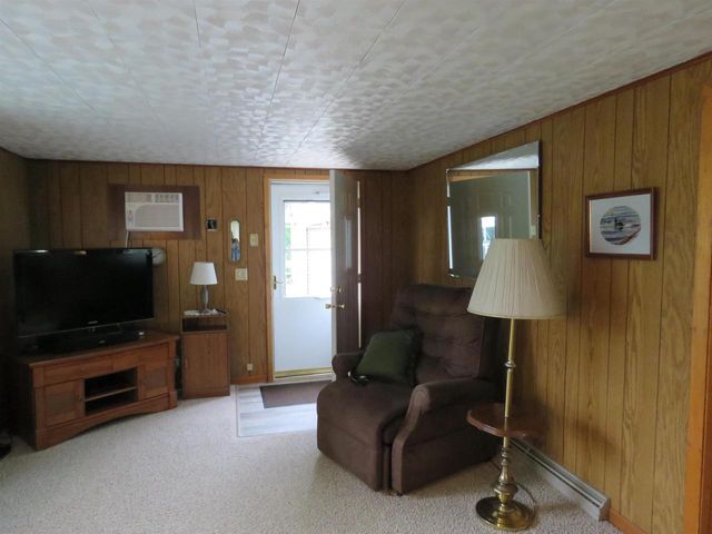 N9380 Idle Drive, Randolph, WI 53956