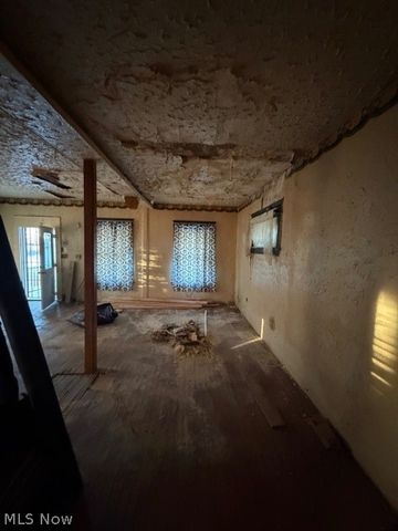 10800 Crestwood Avenue, Cleveland, OH 44104