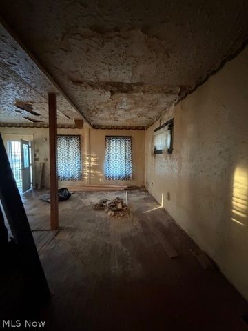 10800 Crestwood Avenue, Cleveland, OH 44104