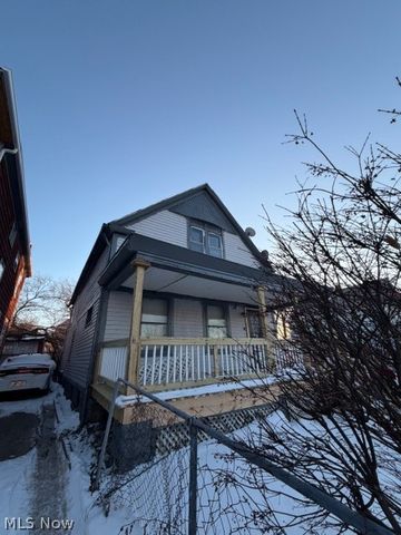 10800 Crestwood Avenue, Cleveland, OH 44104