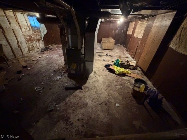 10800 Crestwood Avenue, Cleveland, OH 44104