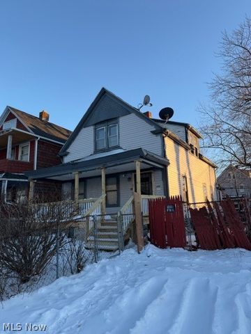 10800 Crestwood Avenue, Cleveland, OH 44104