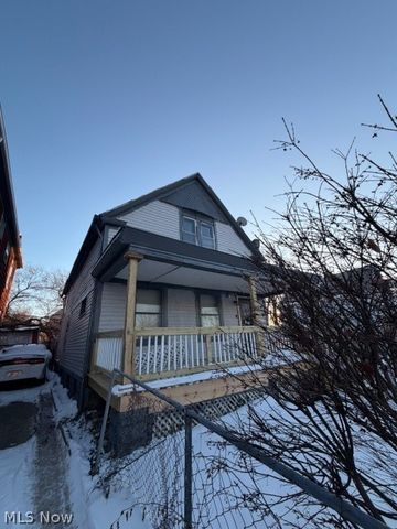 10800 Crestwood Avenue, Cleveland, OH 44104