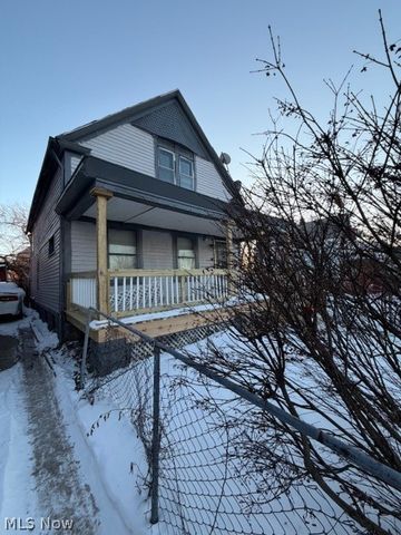 10800 Crestwood Avenue, Cleveland, OH 44104