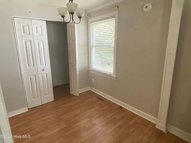 704 Dixon Street, Kinston, NC 28501