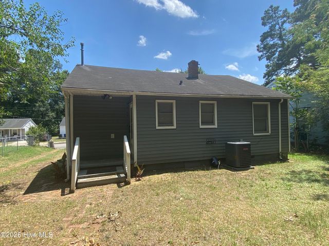 704 Dixon Street, Kinston, NC 28501